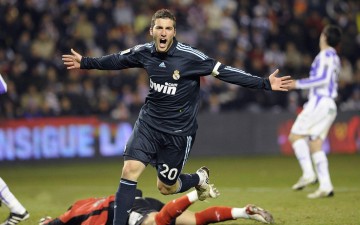 足彩网：美国媒体节目掀起风暴，勒布朗·詹姆斯遭批说谎机器