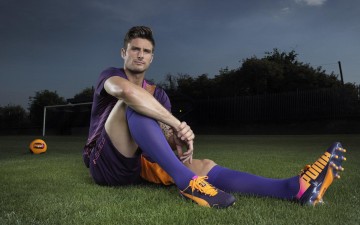 中国足彩网_哥伦比亚国脚泪别队友，即将启程加盟深圳足球俱乐部