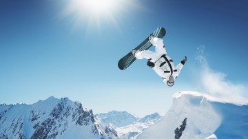 【足彩网】深圳迎战沧州，郜林阿奇姆彭锋线联袂出击，戴伟浚奥斯卡替补蓄势待发